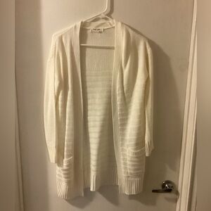 Women’s sweater size large